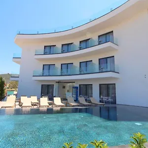 **** Hotel Blue Eye Albanien